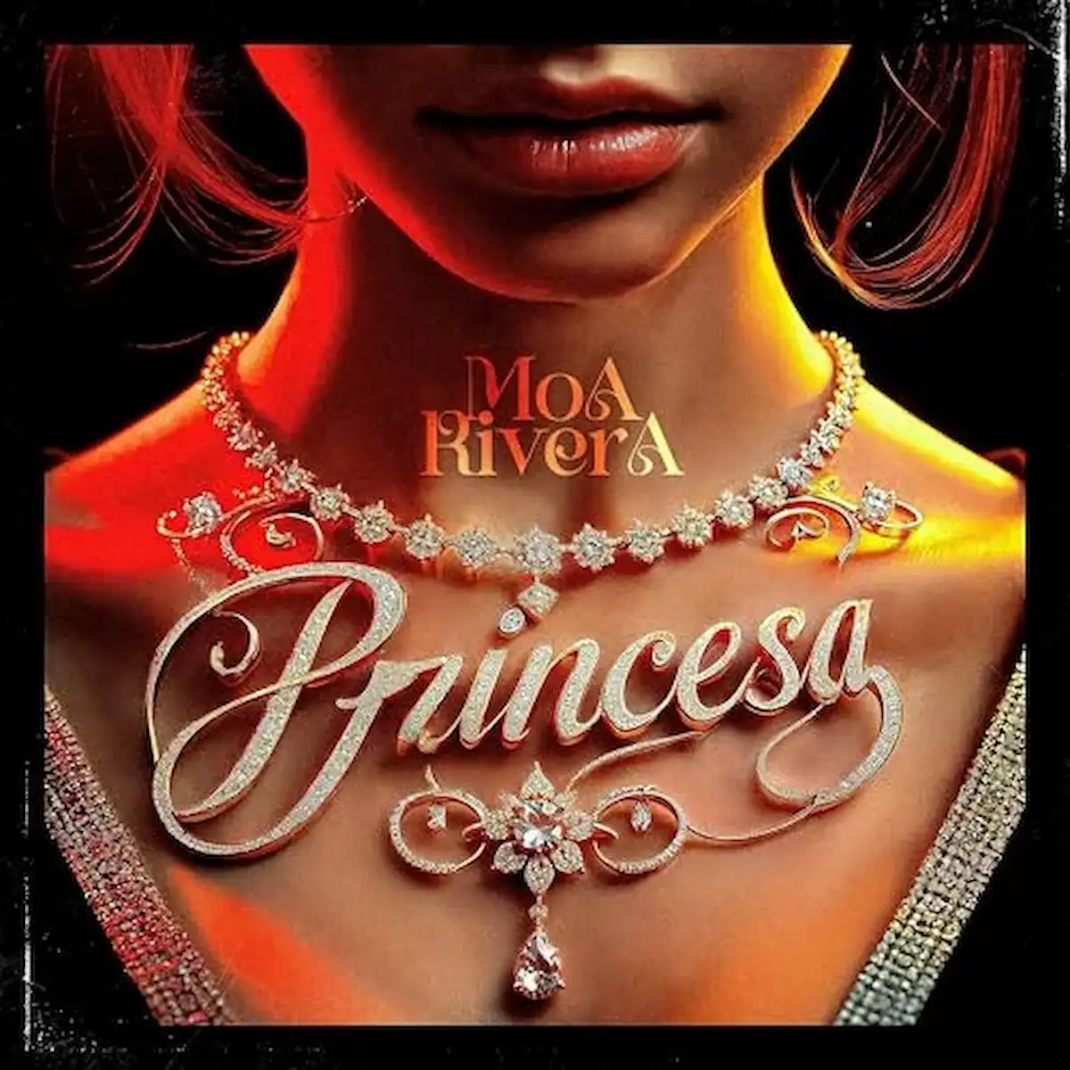 Moa Rivera Single Cover „Princesa“ stilisierte Frau mit Kette und Schriftzug