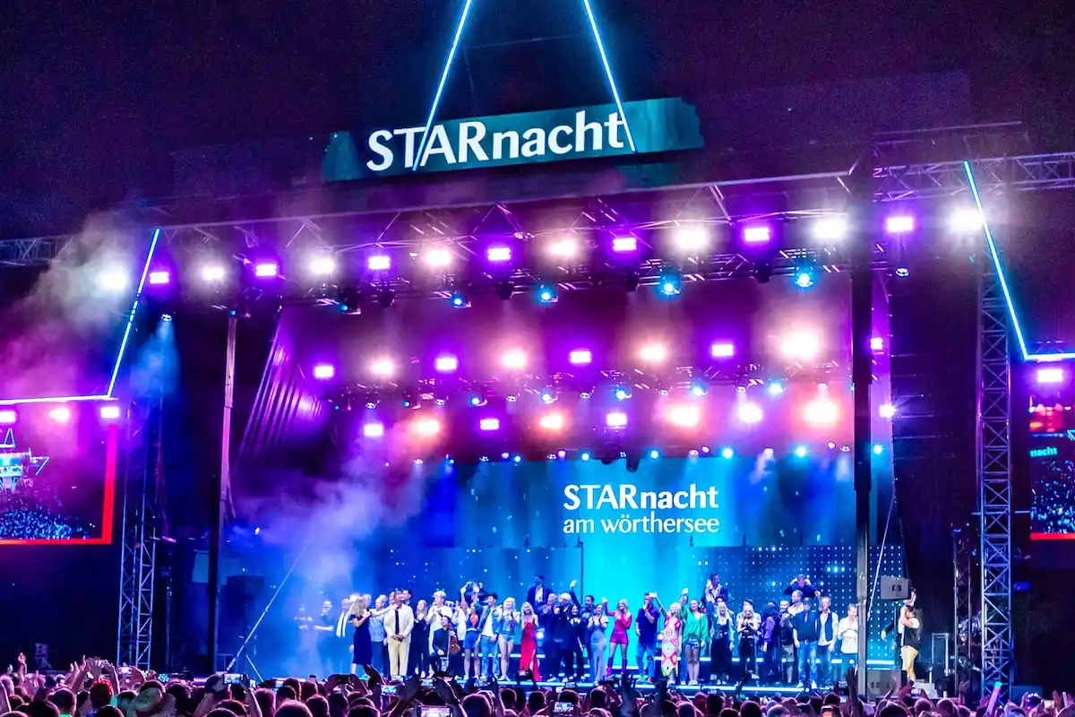 Starnacht am Wörthersee 2025 Gäste - Archiv-Foto von der Bühne in Klagenfurth