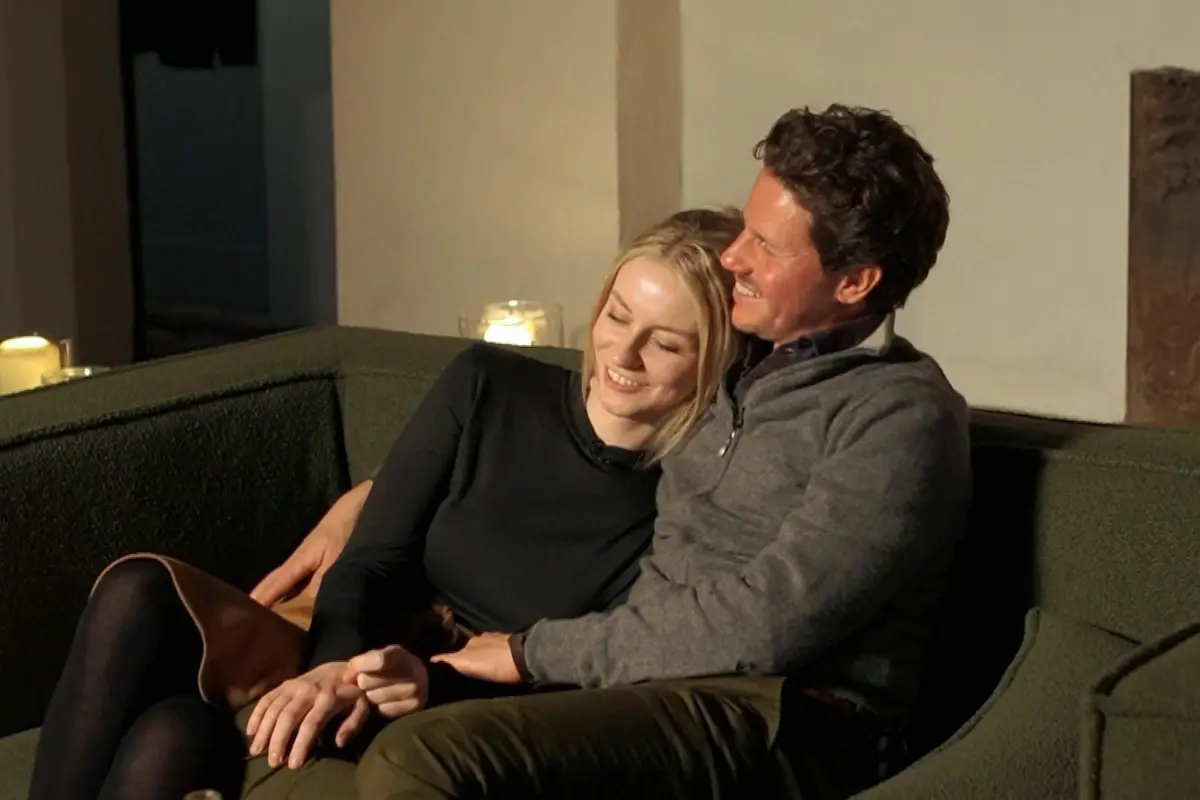 Vanessa und Martin beim romatischen Miteinander