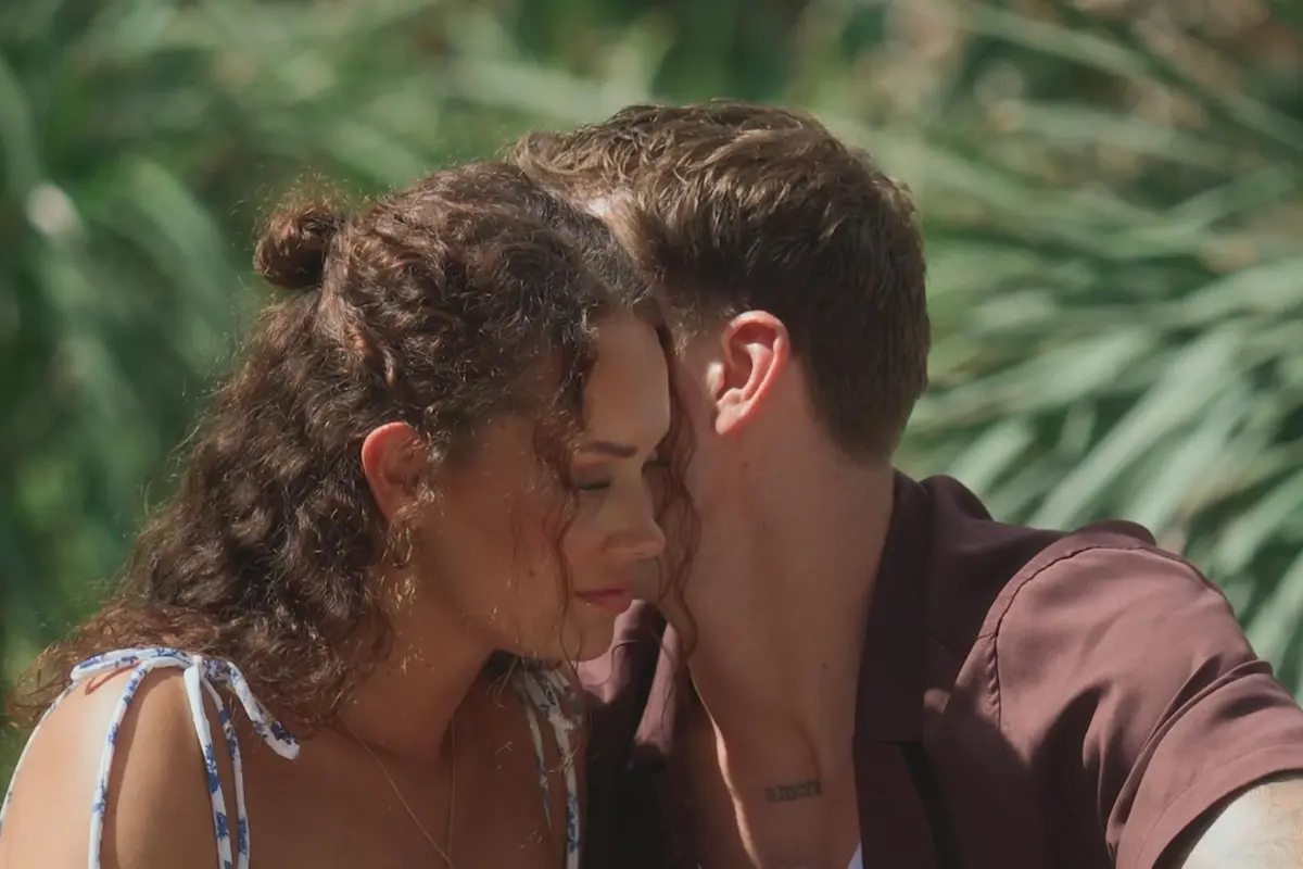 Paulina und Felix beim Bachelor 13.8.2025 - erstes Gruppen-Date