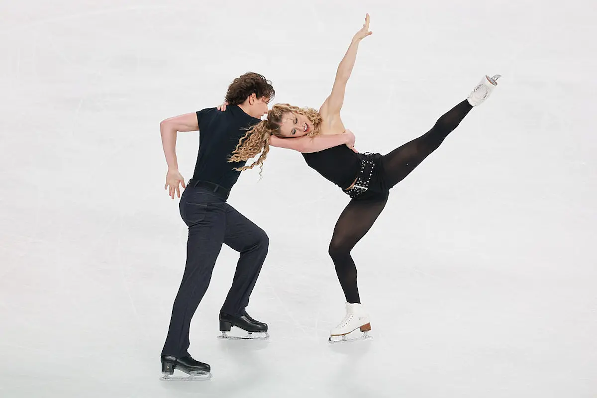 Emilea Zingas - Vadym Kolesnik aus den USA - Eistanz-Paar im Rhythm Dance beim ISU Grand Prix China 2025