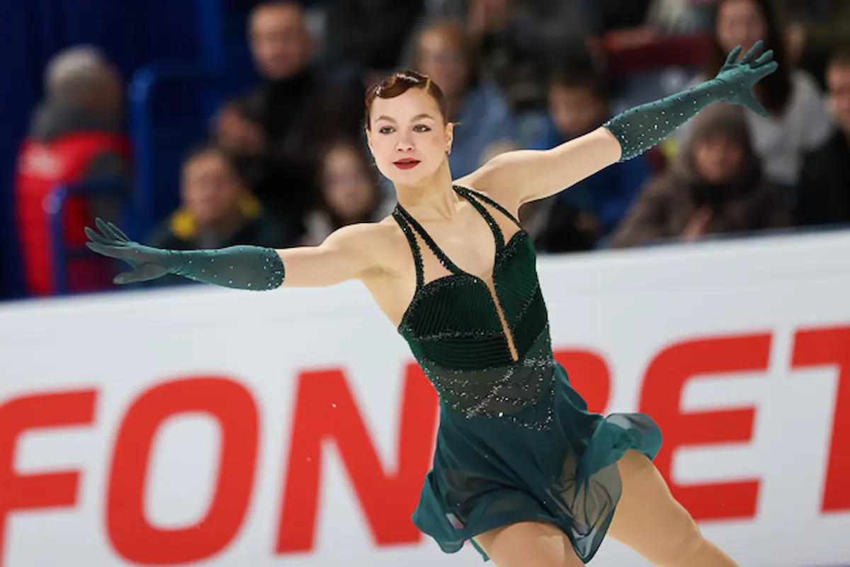 Ksenia Gushina beim Grand Prix Eiskunstlauf Magnitogorsk 2025, Kurzprogramm