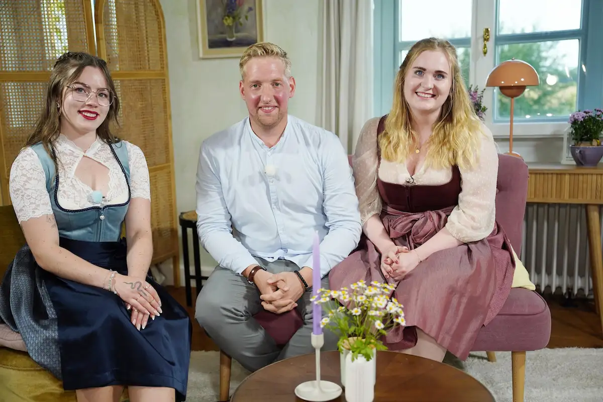 Daniel mit Jennifer und Emely bei Bauer sucht Frau am 10. November 2025