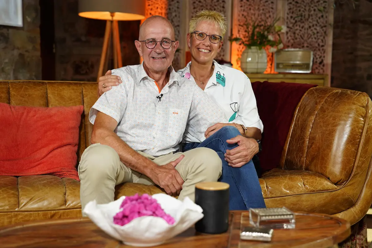 Herbert lädt Carola zur Hofwoche ein