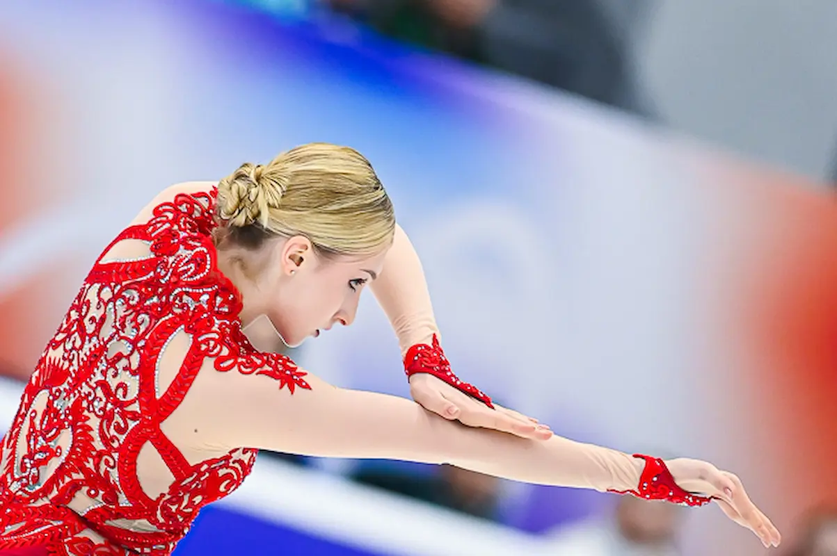 Sofia Muravieva beim Eiskunstlauf Grand Prix Kasan 2025 im Kurzprogramm
