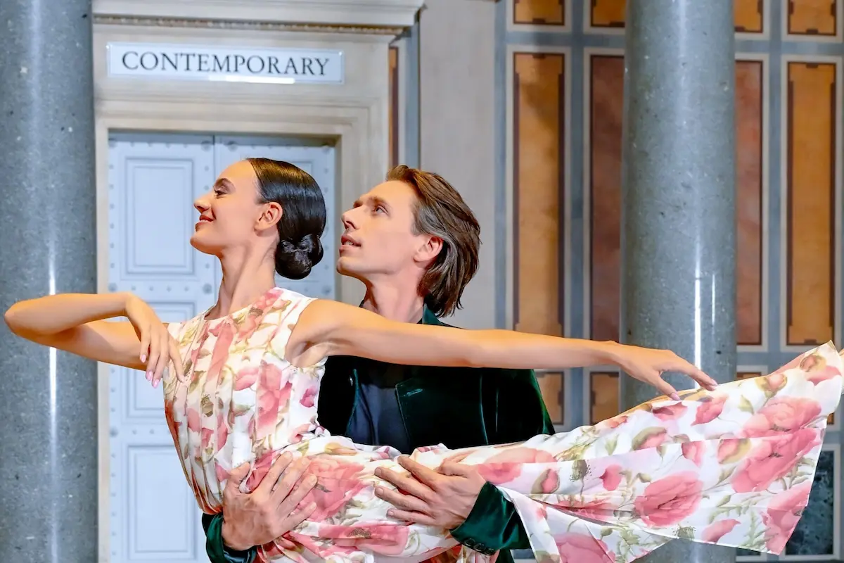 Natalya Butchko und Géraud Wielick tanzen beim Neujahrskonzert am 1.1.2026