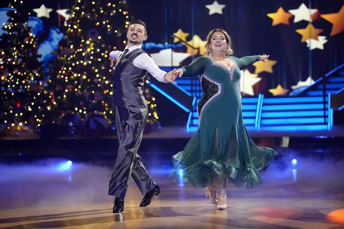Sandra Safiulov (selfiesandra) und Zsolt Sándor Cseke - Meinung zu den Tänzen bei Let's dance 19.12.2025