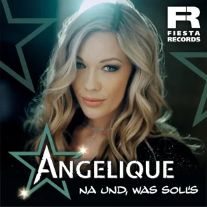 Angelique - Schlager „Na und, was soll’s“ - das Bild zeigt das Single-Cover mit einem Portraitfoto der Sängerin Angelique, die in die Kamera schaut