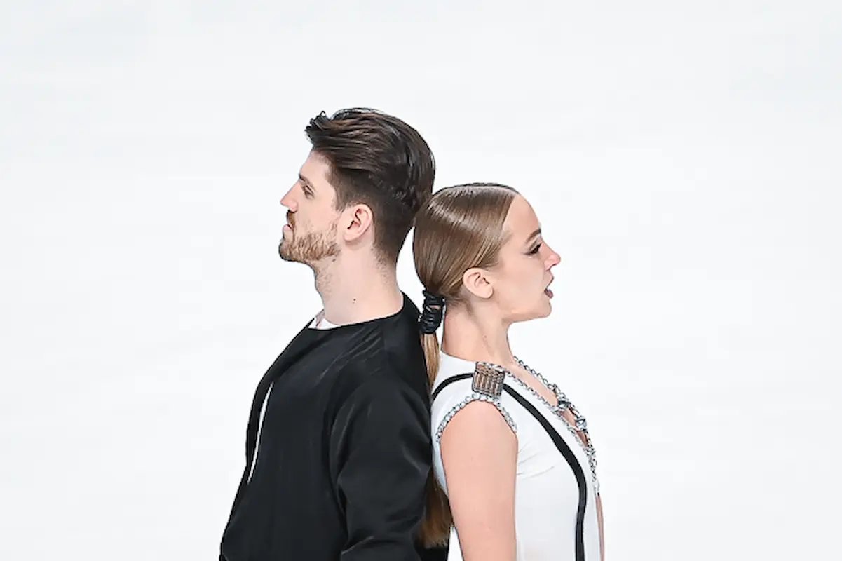 Aleksandra Stepanova - Ivan Bukin im Kurzprogramm beim Grand Prix Finale 2026 in Russland