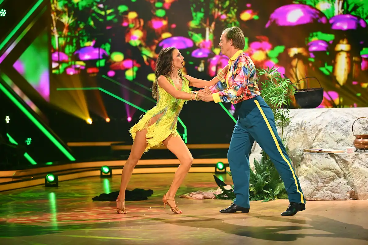 Ausgeschieden Simon Gosejohann und Ekaterina Leonova mit Salsa