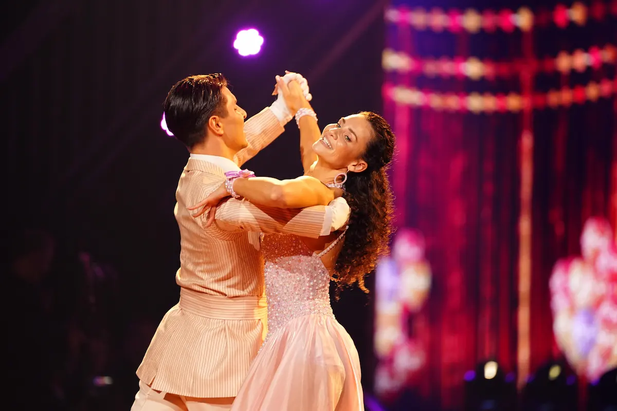 Betty Taube und Alexandru Ionel beim Slowfox bei Let's dance am 13. März 2026