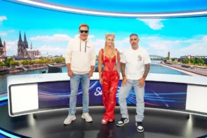 DSDS 2026 - Tickets für die Live-Shows kaufen - hier im Bild die neue DSDS-Jury mit Dieter Bohlen, Isi Glück und Bushido (Anis Ferchichi) im TV-Sudio Coloneum Köln Ossendorf (MMC Studios) vor dem Jury-Pult
