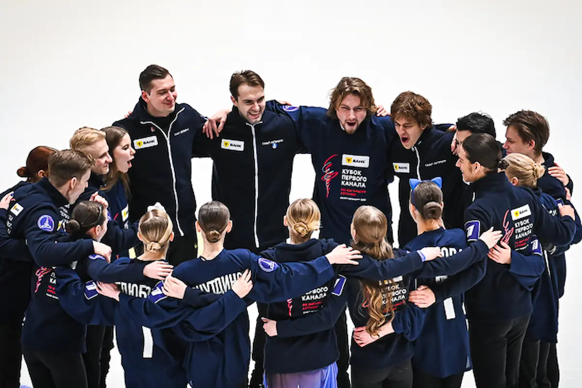 Team St. Petersburg beim Team-Wettbewerb 2026