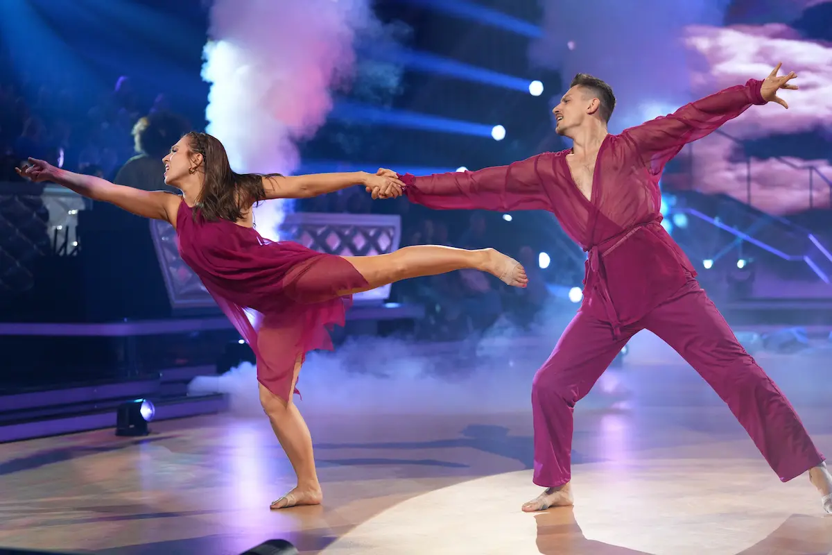 Bianca Bibi Heinicke - Zsolt Sandor Cseke beim Contemporary bei Let's dance am 17.4.2026