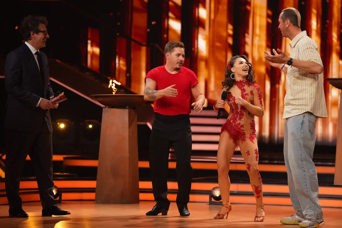 Let's dance 24.4.2026 - Pascal Hens neben Anastasia Maruster, Gustav Schäfer und Daniel Hartwich