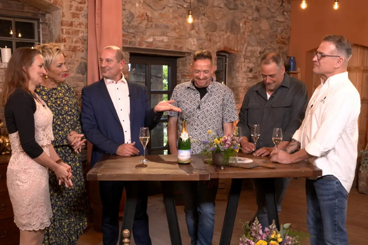 Bauer sucht Frau 25.5.2026 - hier Nadine mit Inka Bause bei der Vorstellung von, Ron, Georg, Markus und David