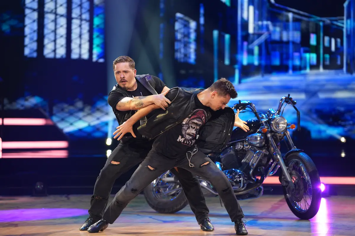 Gustav Schäfer, Zsolt Sandor Cseke - Let's dance 1.5.2026 - Paso doble