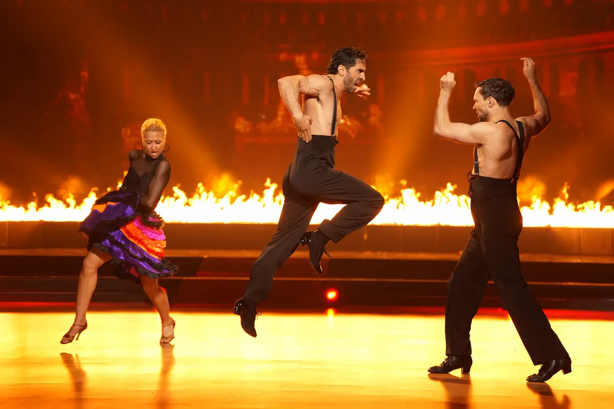 Jan Kittmann, Kathrin Menzinger und Vadim Garbuzov - Paso doble als Trio-Tanz bei Let's dance am 15.5.2026