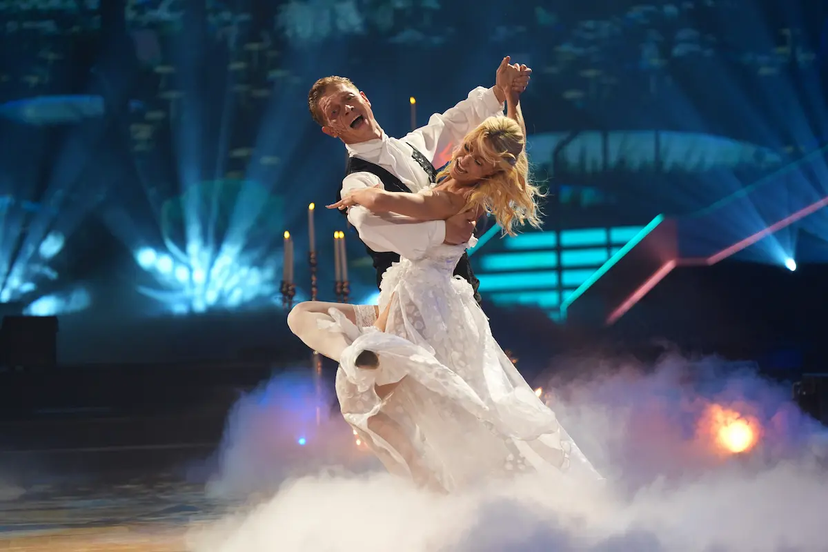Paul Lorenz und Kathrin Menzinger bei der Profi-Challenge Let's dance am 5.6.2026 - Motto Musical, Tanz Wiener Walzer