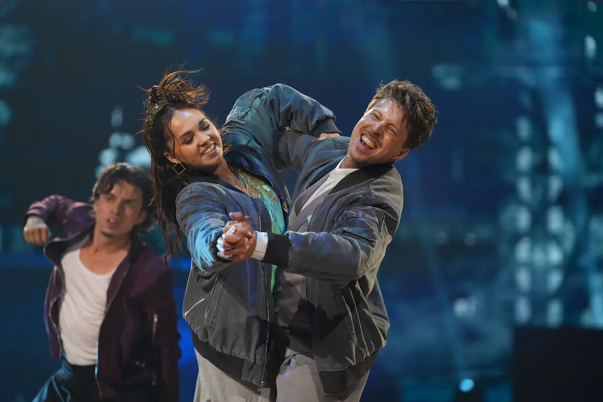 Victoria Sauerwald - Valentin Lusin - Profi-Challenge Let's dance 5.6.2026 - Slowfox, Motto 2000er-Jahre
