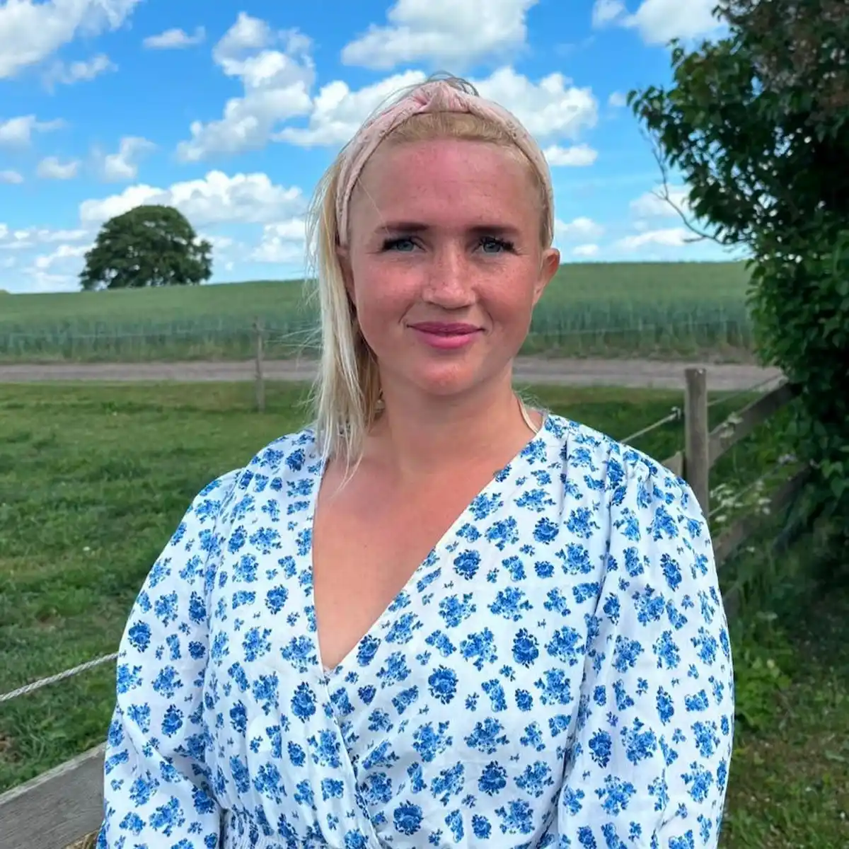 Linnea aus Schweden bei Bauer sucht Frau International 2027