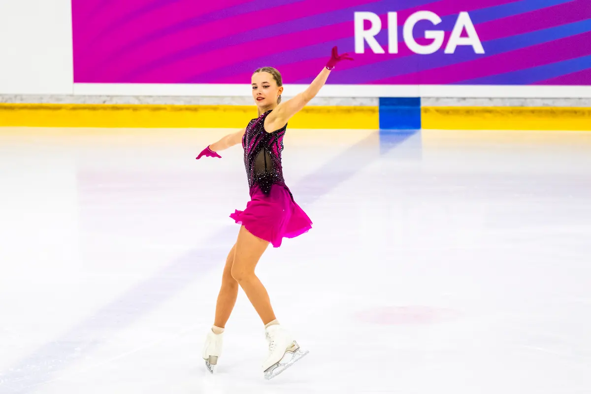 Valeriya Ezhova im Kurzprogramm beim Junior Grand Prix Riga 2026