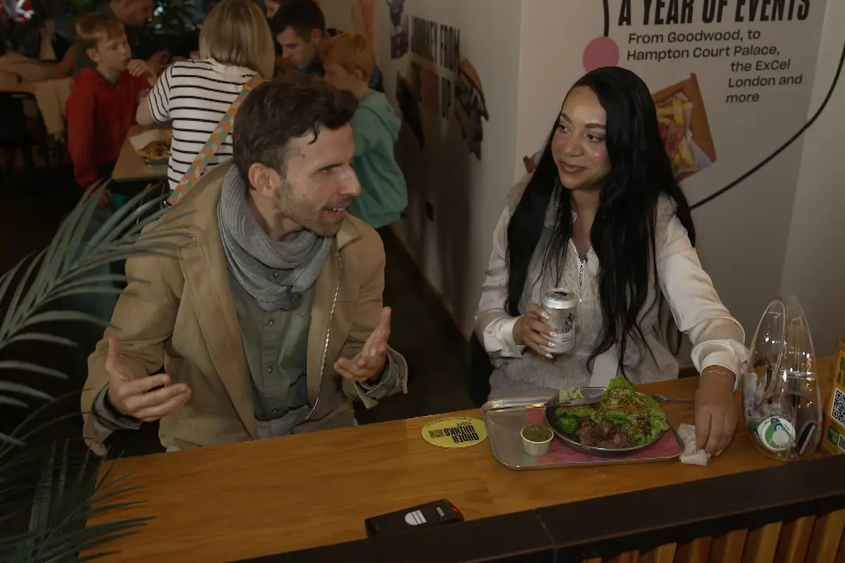 Ben und Jasmin beim ersten Kennenlernen bei Auswanderer sucht Liebe am 18.9.2026